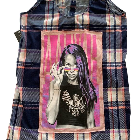 Via Penny Lane Reworked Apparel | Aaliyah Graphic Plaid Button Down Shirt Small - Picture 10 of 10